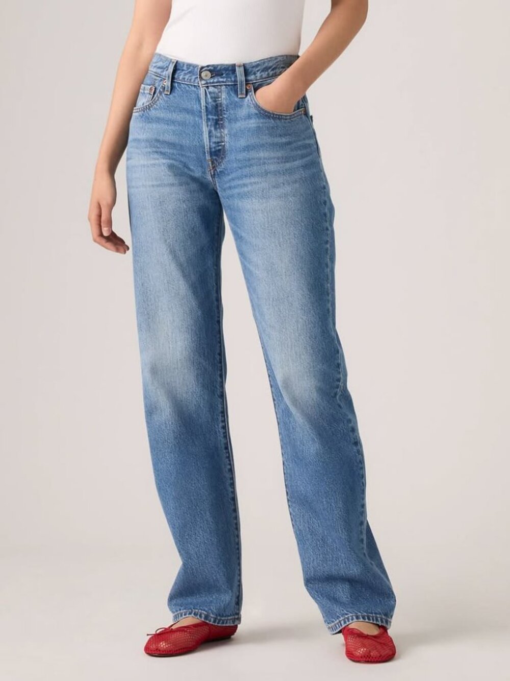 Levi's Women's 501 '90s Lightweight Jeans in Medium Wash Size 31 x 30